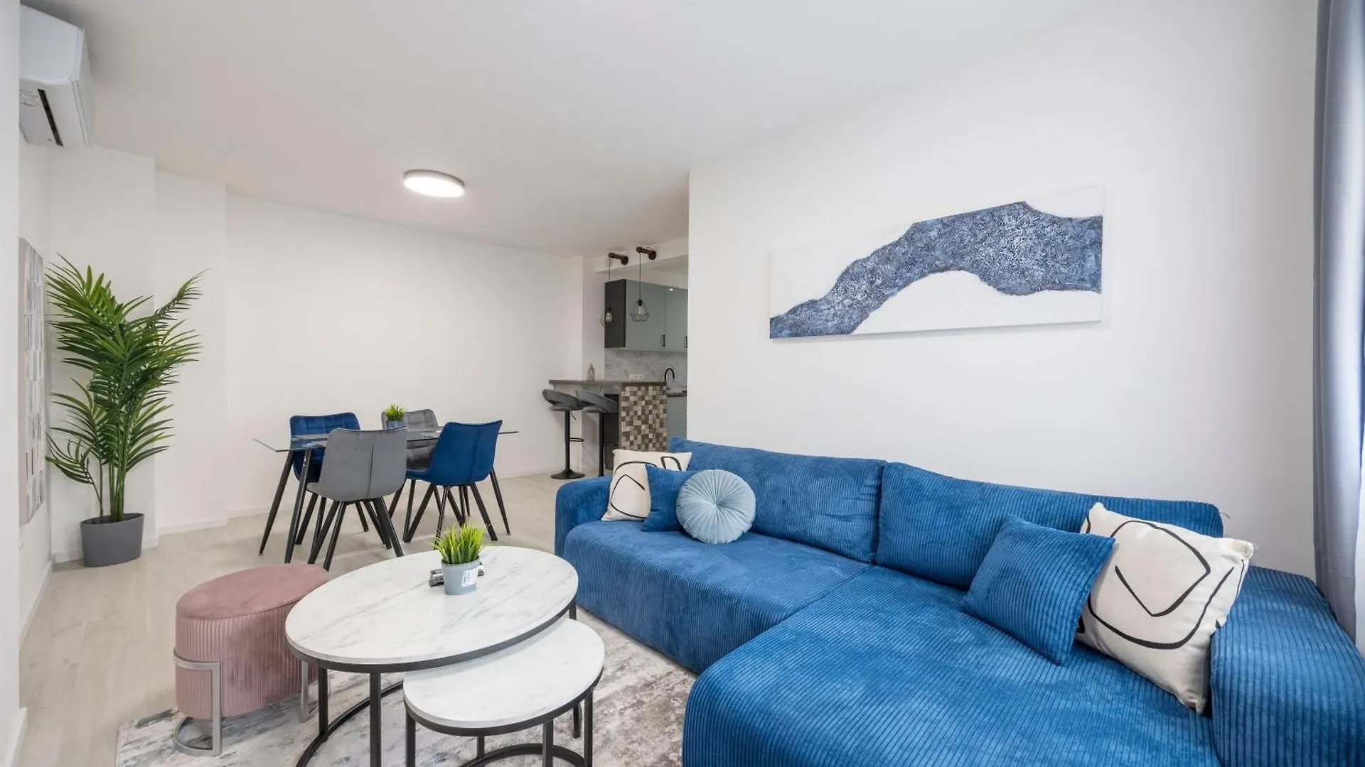 Apartment Deluxe & Minimalistic Central Residence In The Heart Of Budapest Hungary